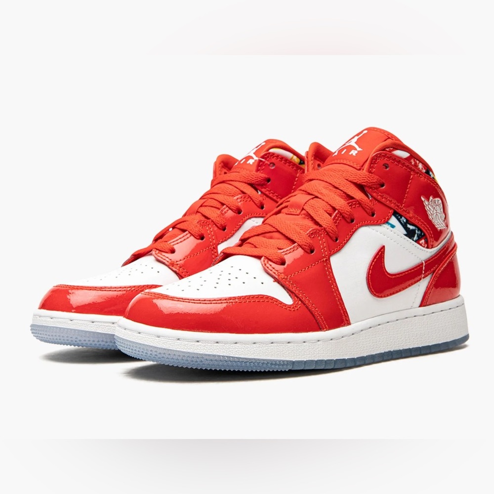 🆕‼️Air Jordan 1 Mid SE GS “Barcelona Sweater” (Size 7Y - Big kids)